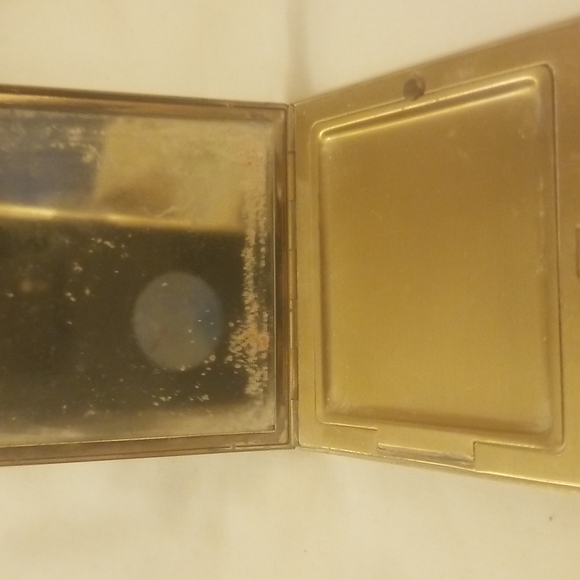 Vintage Compact - Picture 2 of 3